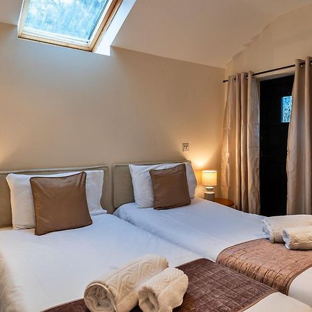 Finest Retreats - The Lodge At The Cridford Inn Trusham 外观 照片